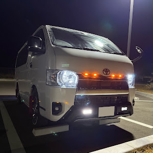 ハイエースバン GDH206V