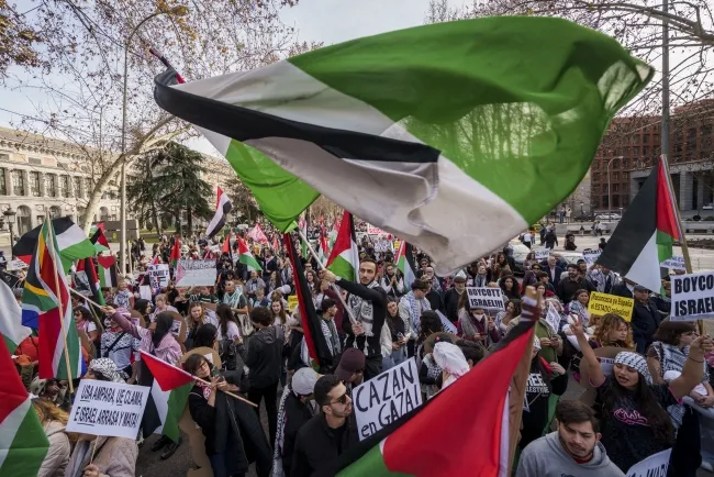 U Madridu 20.000 demonstranata 'protiv genocida u Gazi'