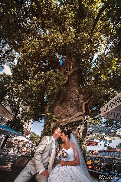 Fotógrafo de casamento Viktoriya Vorinko (whitecrow). Foto de 13 de março 2018