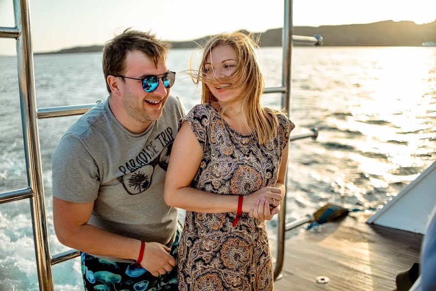 Fotógrafo de casamento Viktoriya Scheka (viktoriiashcheka). Foto de 27 de fevereiro 2019