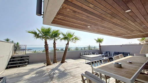 Maison avec piscine et terrasse 5