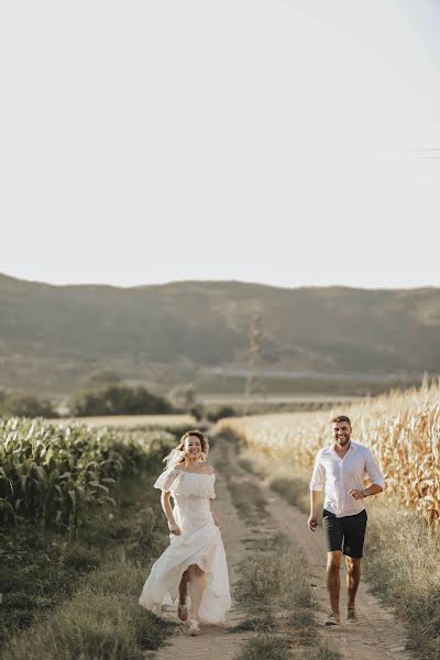 Fotografo di matrimoni Burak Karadağ (burakkaradag). Foto del 15 aprile 2019