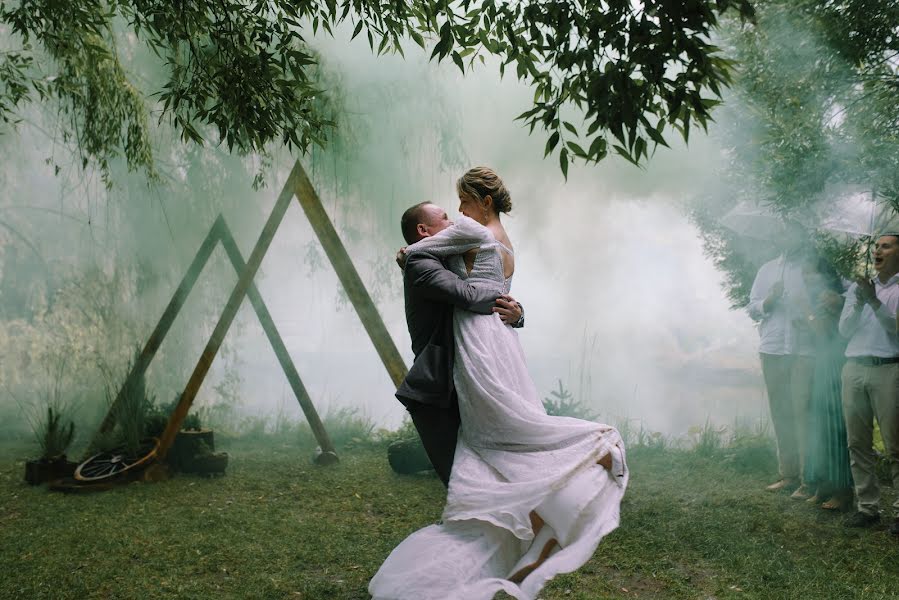 Fotografer pernikahan Dasha Veslopolova (dashamenschik35). Foto tanggal 3 Juli 2023