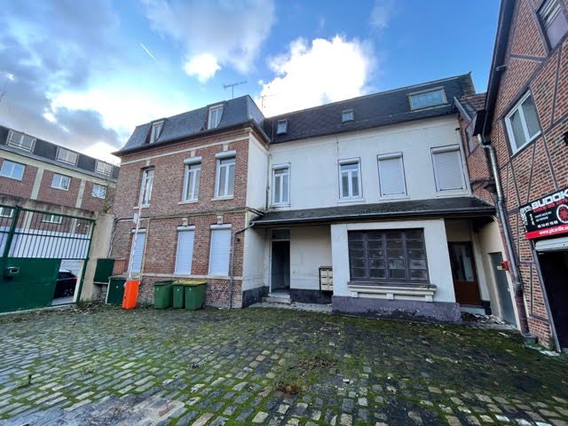 Vente maison 22 pièces 1200 m² à Amiens (80000), 1 350 700 €