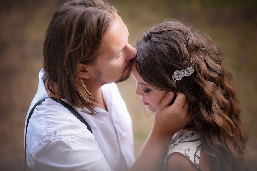 Fotógrafo de bodas Yuliya Novik (aselnicin). Foto del 23 de octubre 2016