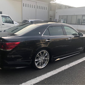 クラウンアスリート GRS210