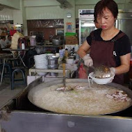 石精臼牛肉湯