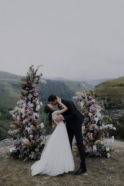 Fotógrafo de casamento Yuliya Vasileva (nordost). Foto de 22 de agosto 2019