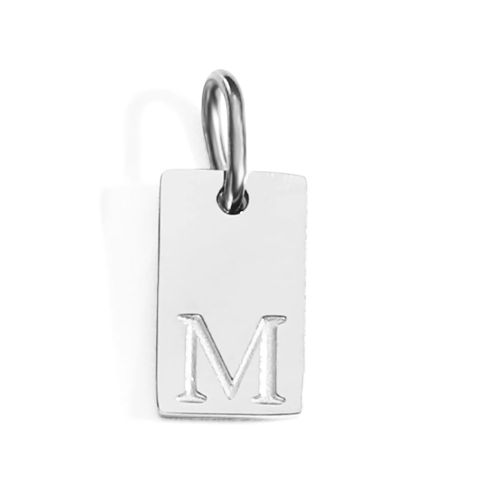 Pendentif 26 lettres anglaises en acier inoxydable plaqué or, idéal pour personnaliser vos bijoux avec style.