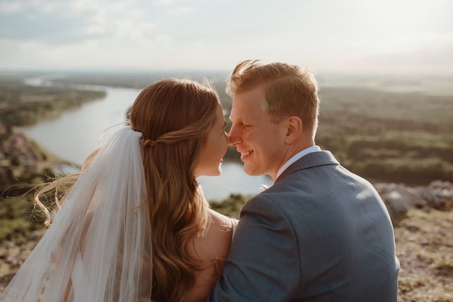 Fotografo di matrimoni Gréta Zubová (laskyplne). Foto del 28 luglio 2022