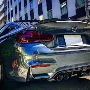 M4 クーペ