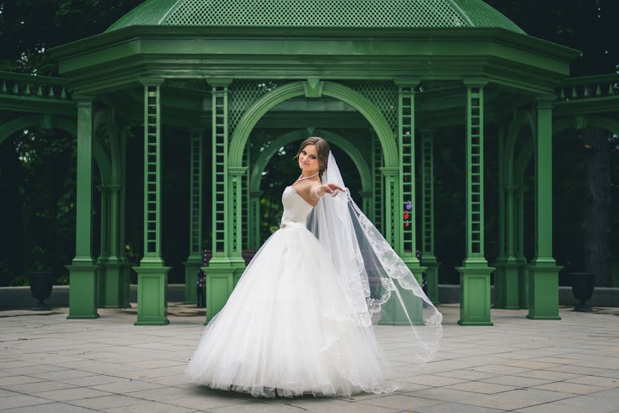 Fotógrafo de casamento Sergey Frolov (frey). Foto de 10 de abril 2016