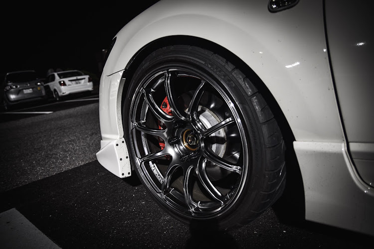 シビックタイプRのFD2・ADVAN Racing・RG3・RZ2に関するカスタム事例の投稿画像2枚目