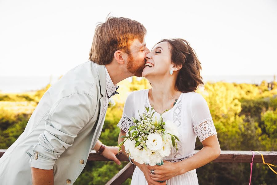 Fotógrafo de casamento Kristina Korotkova (kirstan). Foto de 18 de abril 2016