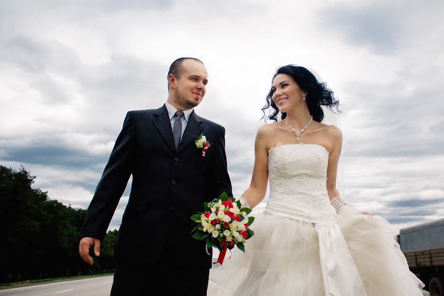 Fotógrafo de bodas Mila Adamova (meeladamova). Foto del 19 de mayo 2016