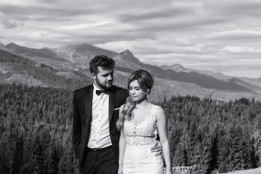 Fotografo di matrimoni Marek Sobiło (flashpointpl). Foto del 24 ottobre 2019