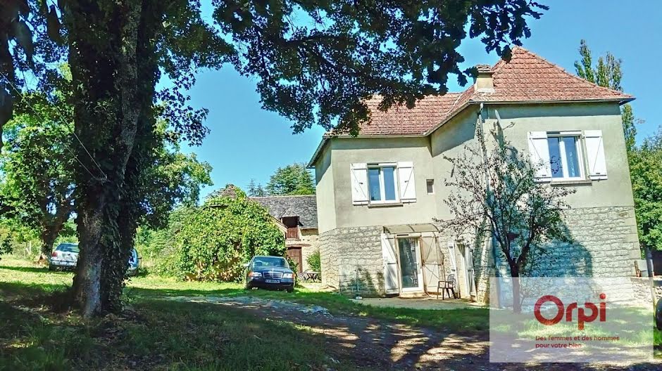 Vente maison 5 pièces 108 m² à Coly-Saint-Amand (24290), 192 000 €