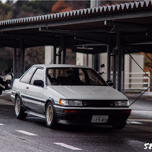 カローラレビン AE86