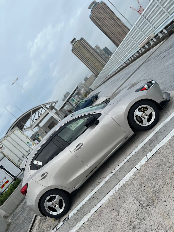 MAZDA2のADVAN Racing・ONI2・芝浦PA・辰巳第二PA・大黒PAに関するカスタム事例の投稿画像5枚目