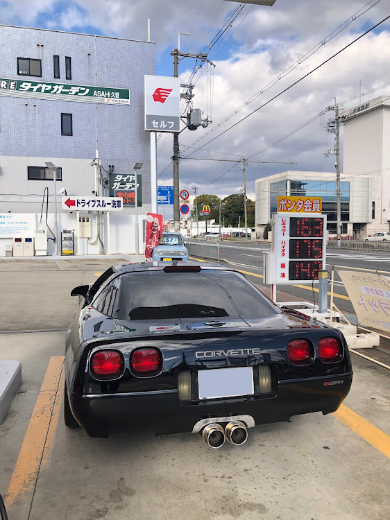 コルベット クーペの【2021ベストショット】・【12月にエントリーします】・ガソリン高い・レアもの・秘密基地下さいに関するカスタム事例の投稿画像1枚目