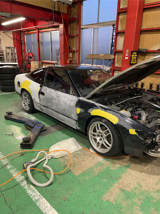 シルエイティの180sx・全塗装に関するカスタム事例の投稿画像3枚目