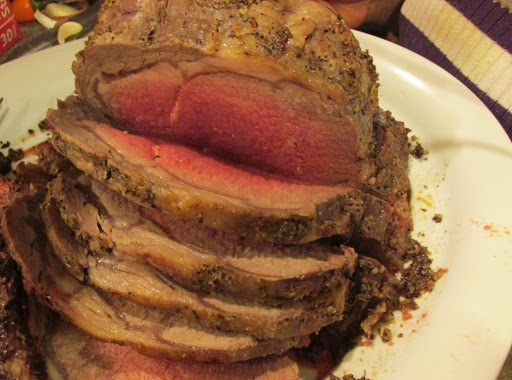 Standing Rib Roast w/Garlic Horseradish Crust