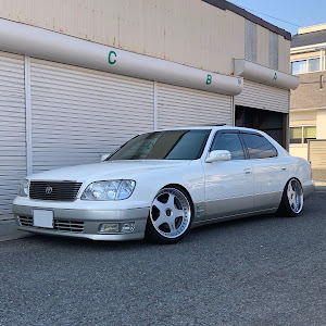 セルシオ UCF20