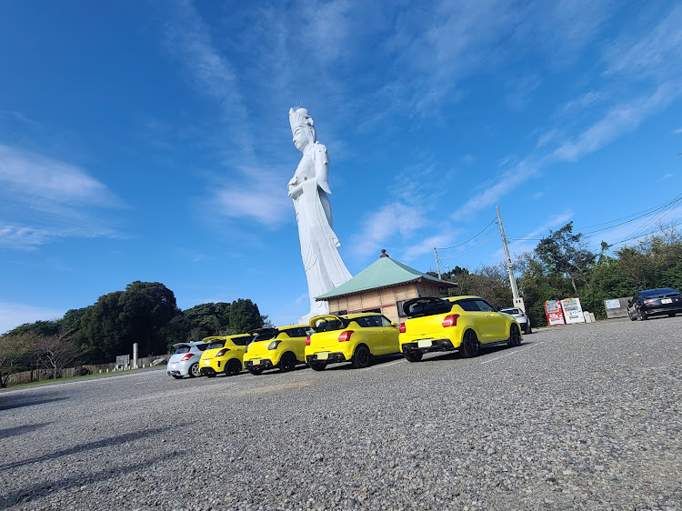 スイフトスポーツのTeamカレー味・0次回ツーリング・ミスターXも登場・しろさんインテーク・ご提供感謝致しますに関するカスタム事例の投稿画像3枚目
