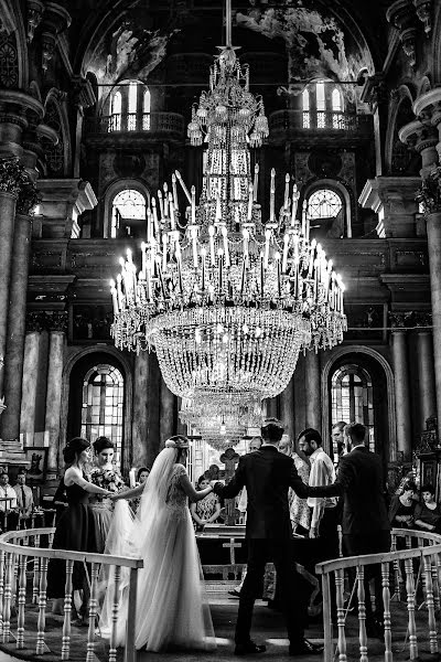 Wedding photographer Costel Mircea (costelmircea). Photo of 9 December 2018