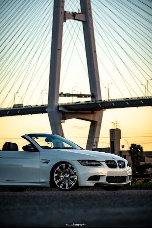 335i Cabrioletの2019ベストショット・bmw・E93・海とカブリオレ・橋とカブリオレに関するカスタム事例の投稿画像2枚目