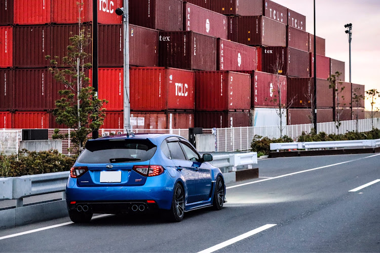 インプレッサ WRX STIのドライブ・社会科見学・ゲートブリッジ・地番が無い・埋め立て中の島に関するカスタム事例の投稿画像3枚目