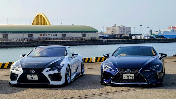 C-HRの💝出逢いと御縁に感謝💝・動画🎞✨ありがとうございました💓・最強🔥LCツインズ🏎🏎🌟爆誕っ🎉✨・愛機と🚘💖脚コラボ🎉✨・優しい💓リキ丸ちゃん🤣wwに関するカスタム事例の投稿画像2枚目