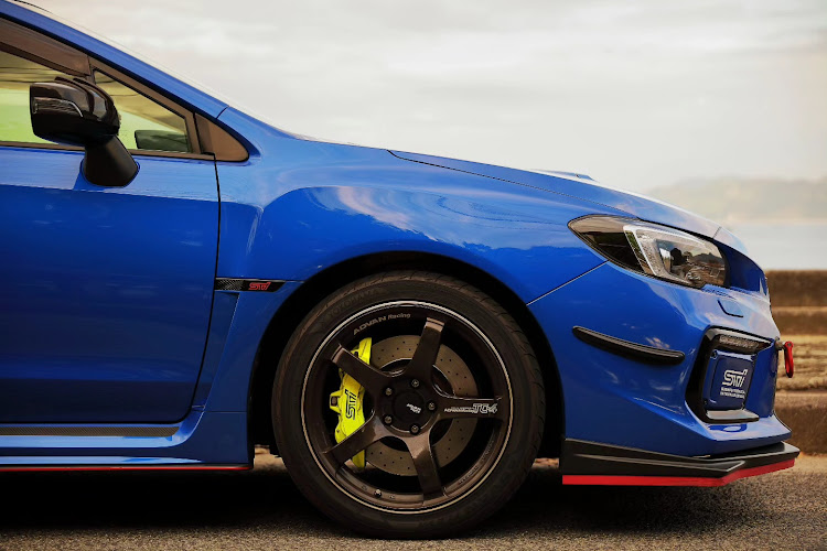 WRX STIの台風対策・ドライブ・広島・カメ活に関するカスタム事例の投稿画像3枚目