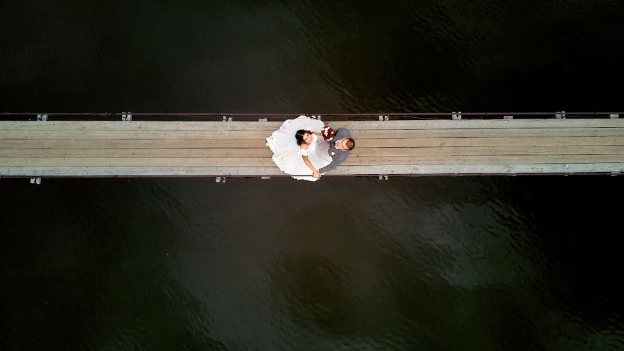 Wedding photographer Vladimir Mylnikov (mylnikov). Photo of 31 August 2021