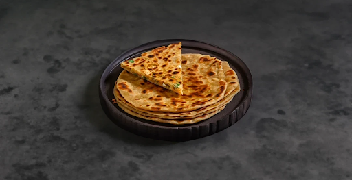 Tandoor Paneer Parantha