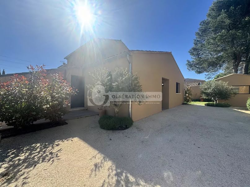 Location meublée maison 4 pièces 125.61 m² à Saint-Rémy-de-Provence (13210), 2 600 €