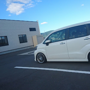 ムーヴカスタム LA150S