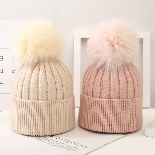 Title 18, Boys And Girls Woolen Fox Fur Ball Knit Hat