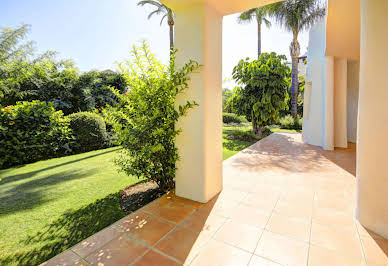 Apartment with terrace and pool 3