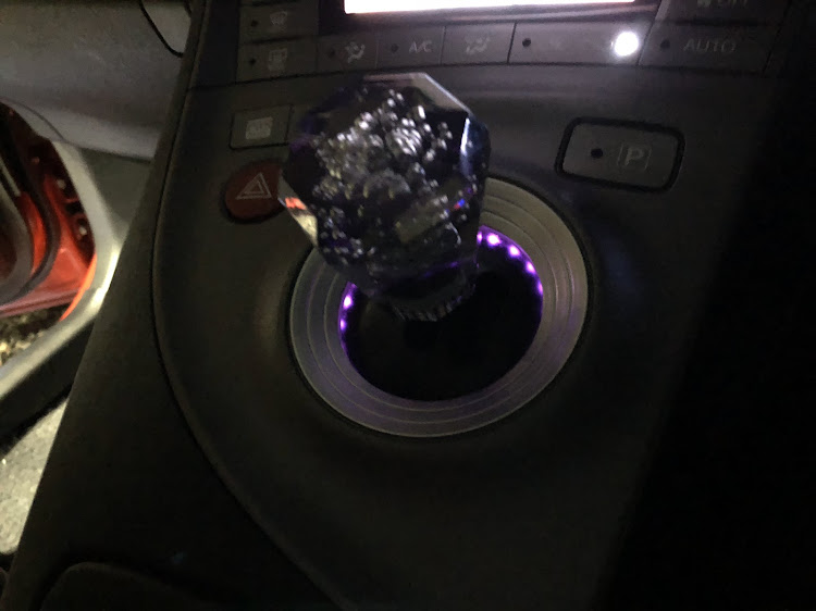 プリウスのLEDリング・DIYに関するカスタム事例の投稿画像3枚目