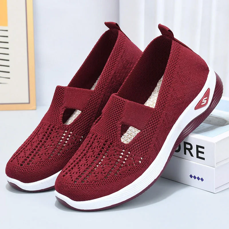Chaussures en maille respirantes et confortables pour enfants, idéales pour l'été, spéciales un pied. Légèreté et aération assurées.