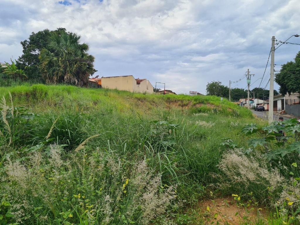 Terrenos à venda Itaici