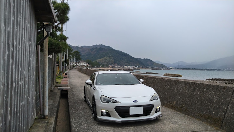 BRZのソロ撮影・加工写真・比較写真・おそば・写真の練習に関するカスタム事例の投稿画像1枚目