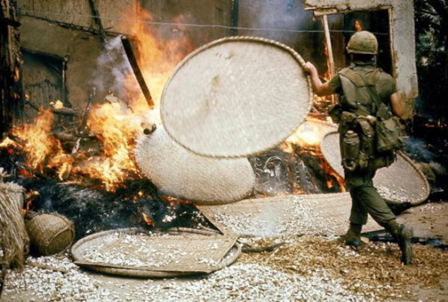 Burning Dwellings In My Lai