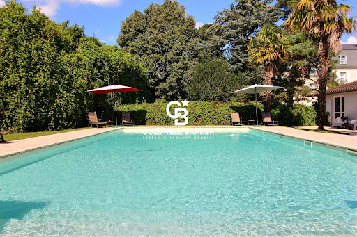 House with pool 1