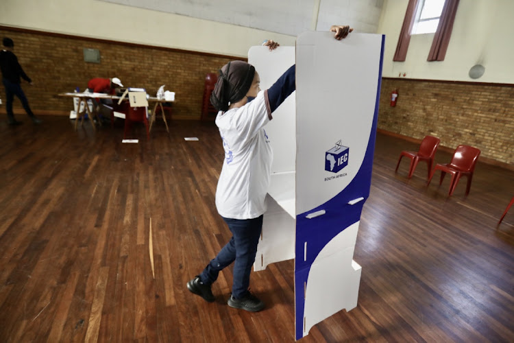 South Africans who won't be able to do so on November 1 can cast their votes on Saturday and Sunday.