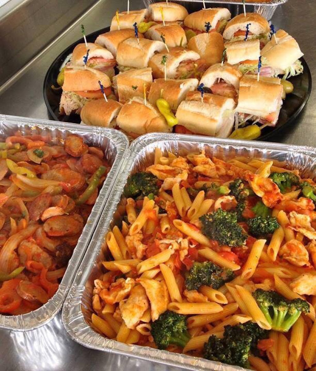 Take Out & Trays-to-Go