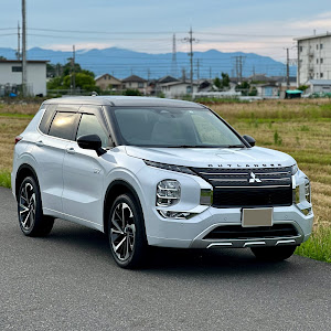 アウトランダーPHEV GN0W