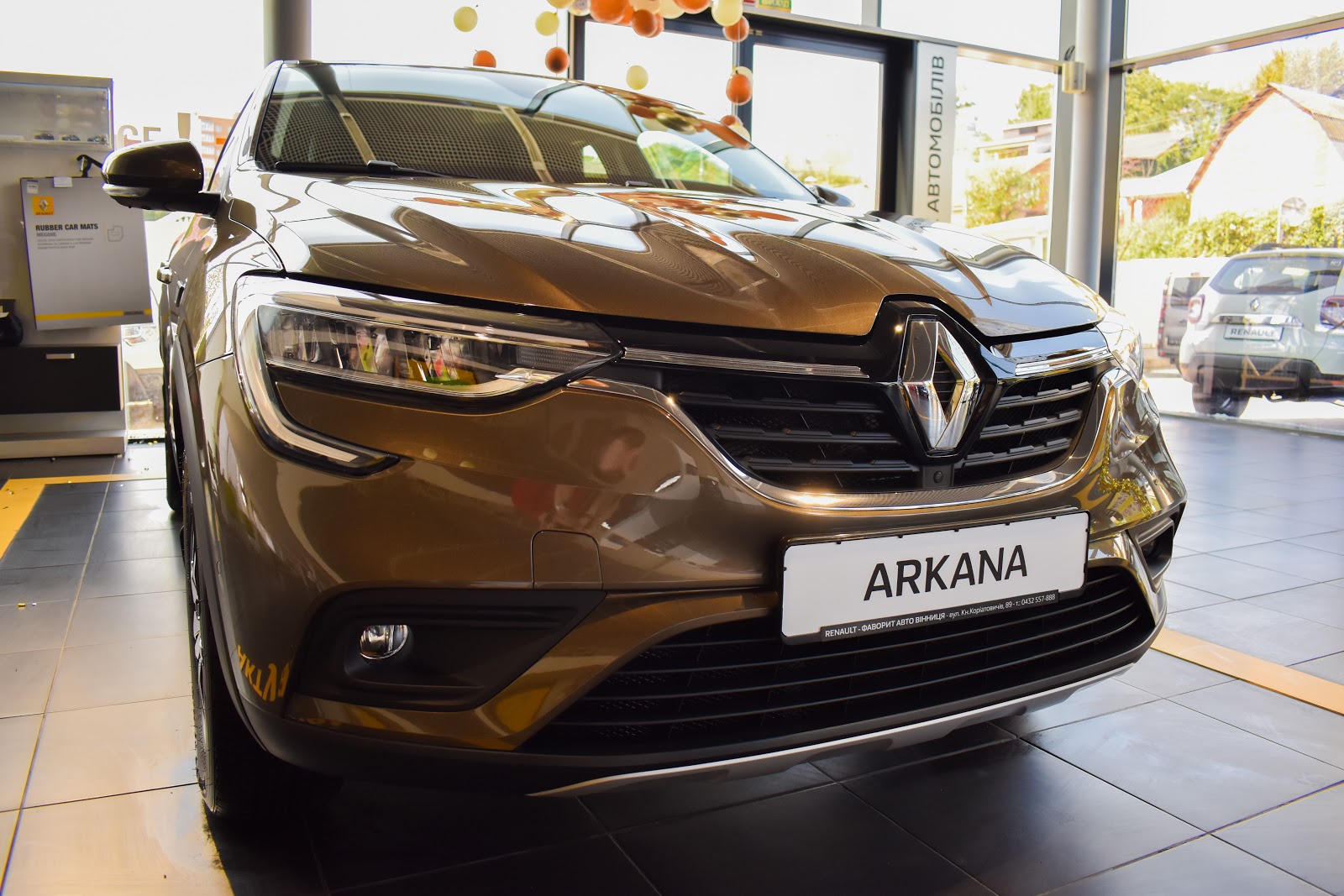 Значок Renault на модели Renault Arkana