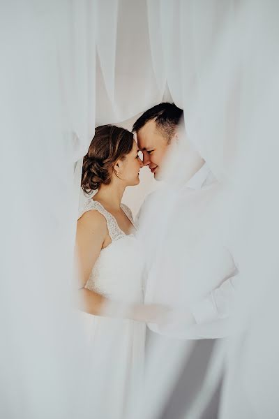 Wedding photographer Olga Nikolaeva (avrelkina). Photo of 29 March 2020